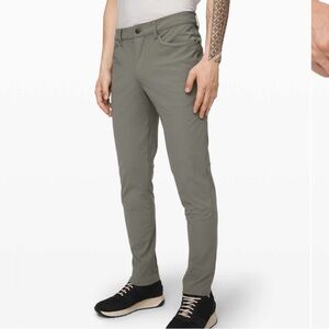 Lululemon Men’s ABC Pant Slim *Warpstreme"
Grey Sage Sz 31